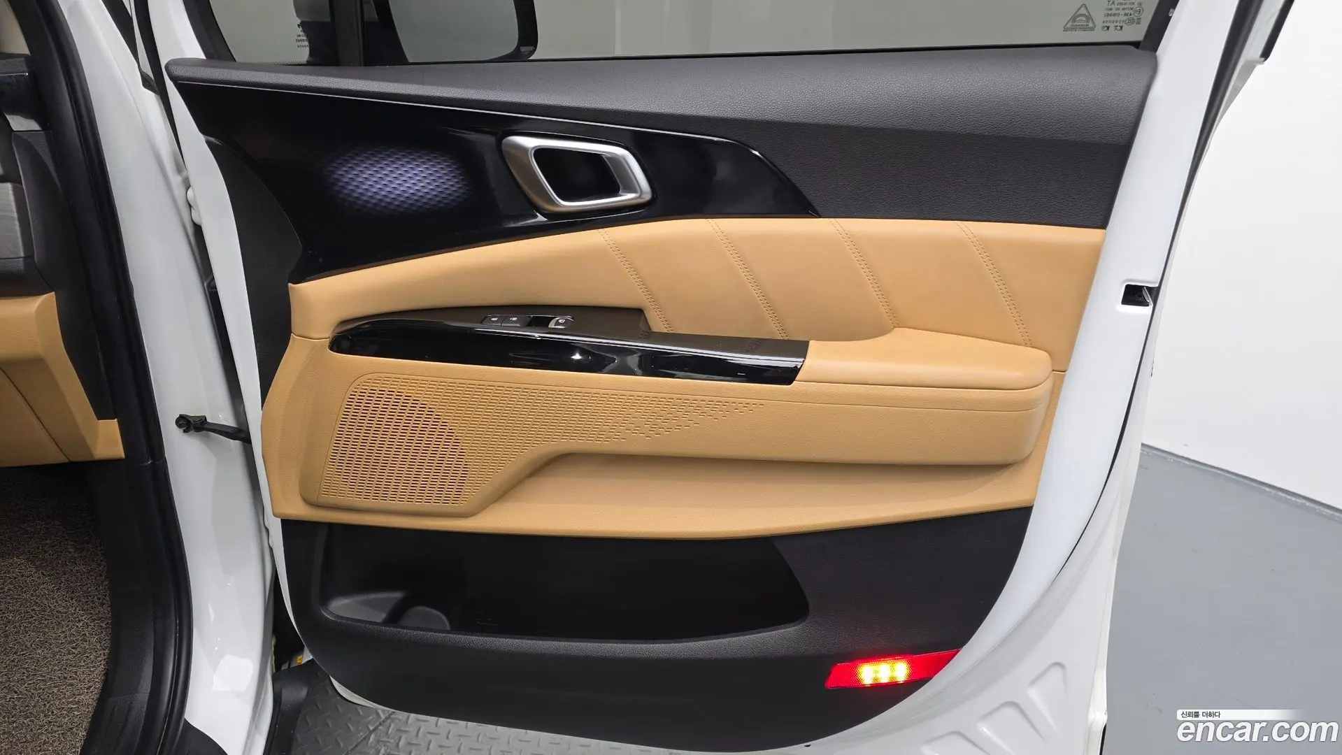 Kia Canival Diesel 9-Seater Signature