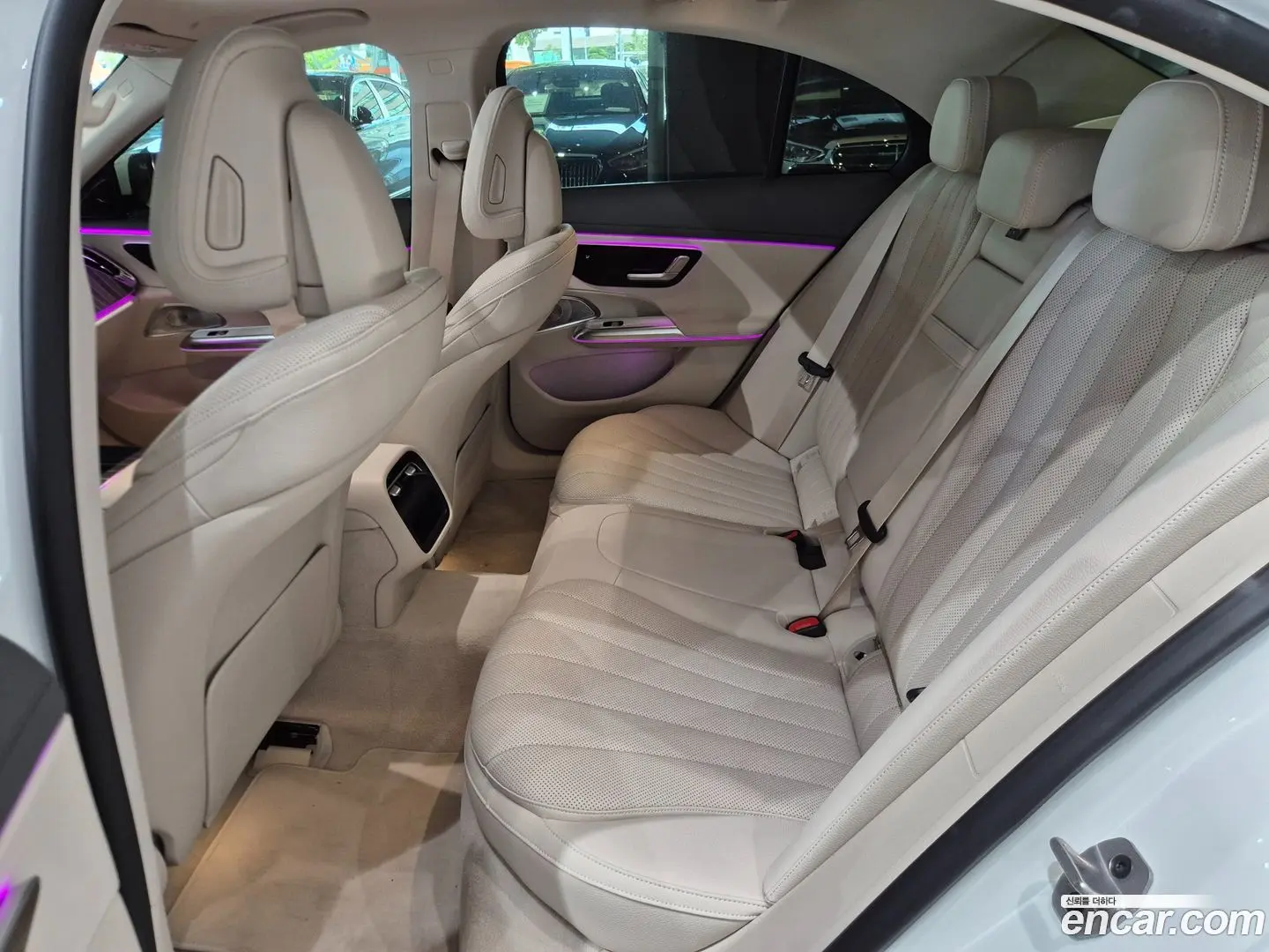 Mercedes-Benz E-Class E300 4MATIC Exclusive 2023