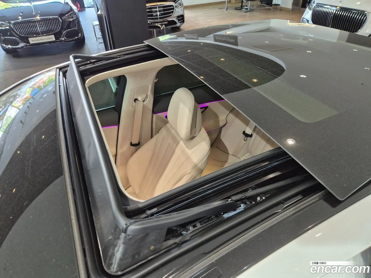 Mercedes-Benz E-Class E300 4MATIC Exclusive 2023