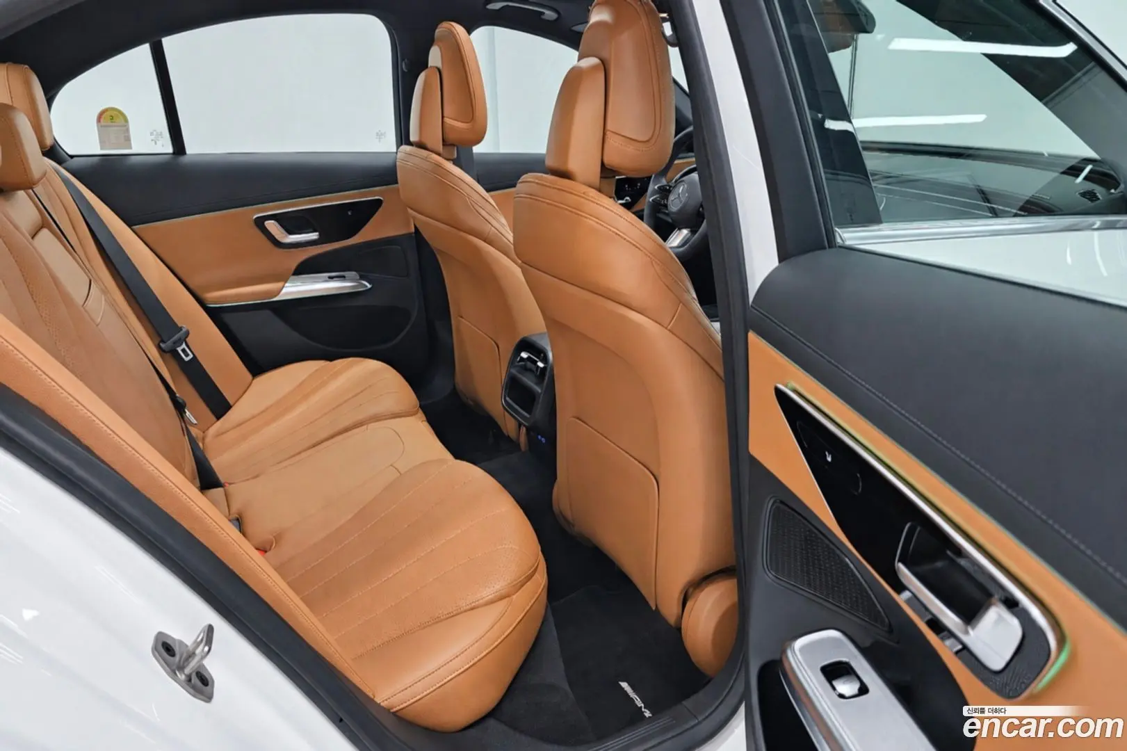 Mercedes-Benz E-Class E200 AMG Line 2024