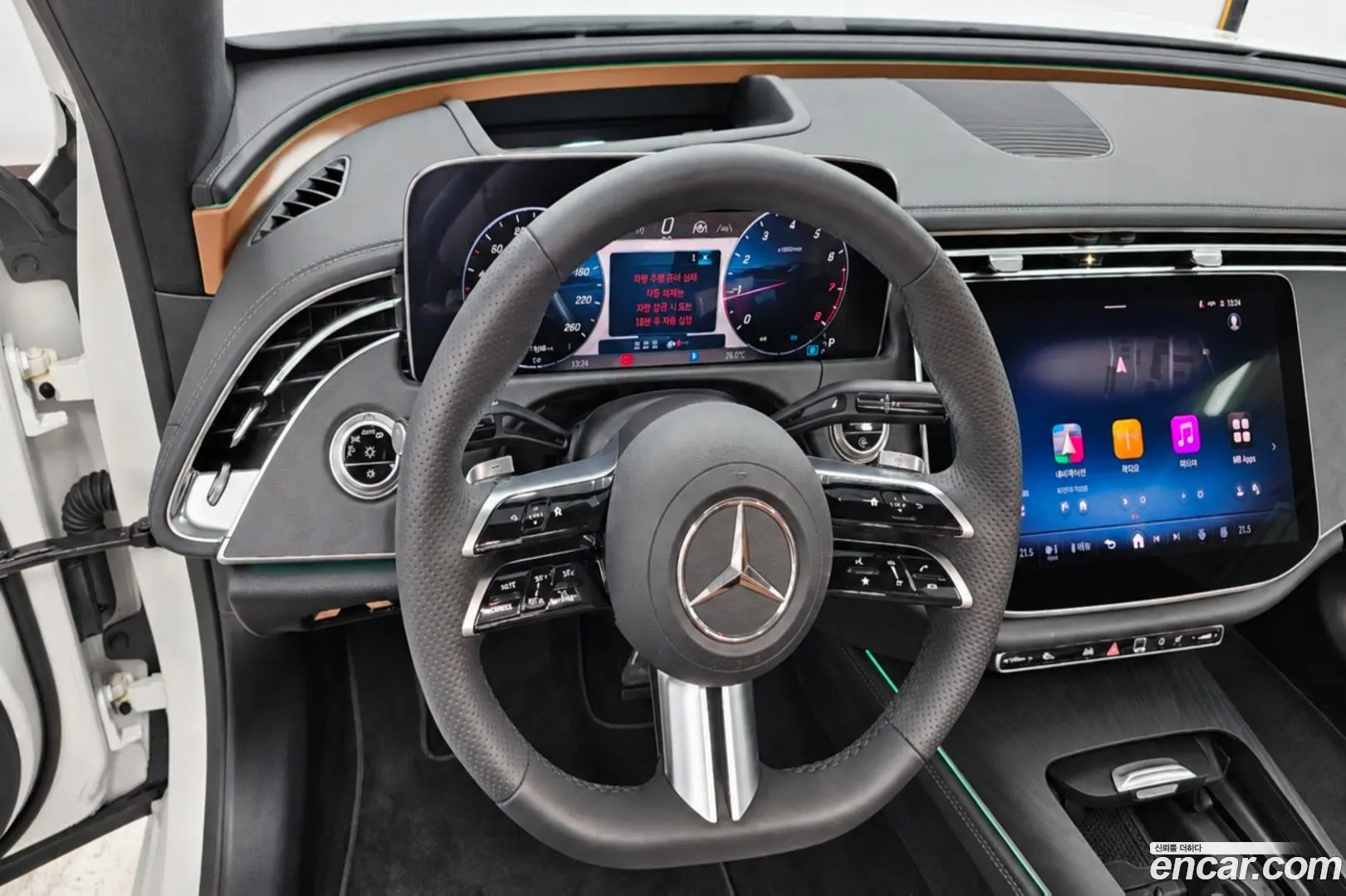 Mercedes-Benz E-Class E200 AMG Line 2024