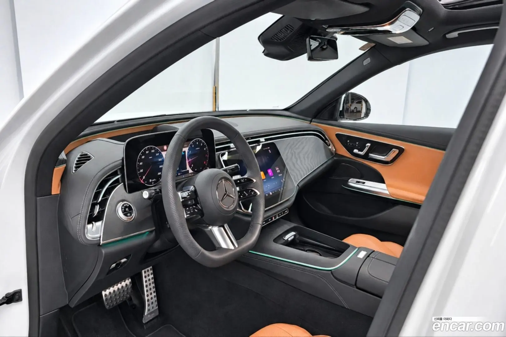Mercedes-Benz E-Class E200 AMG Line 2024