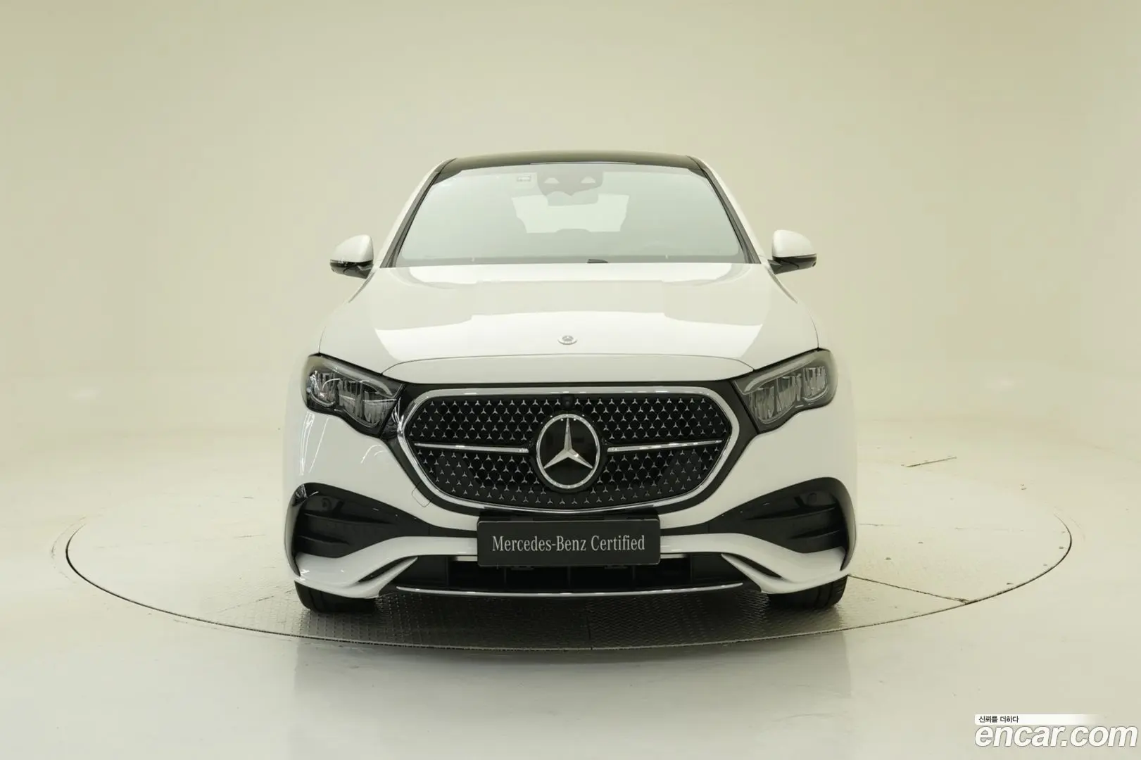 Mercedes-Benz E-Class E200 AMG Line 2024