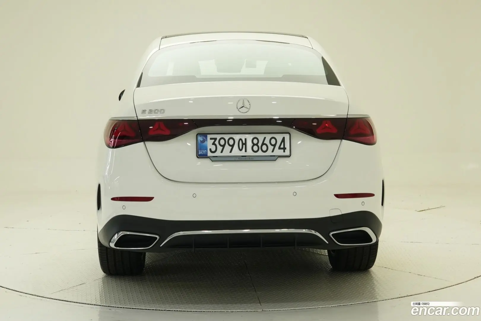 Mercedes-Benz E-Class E200 AMG Line 2024