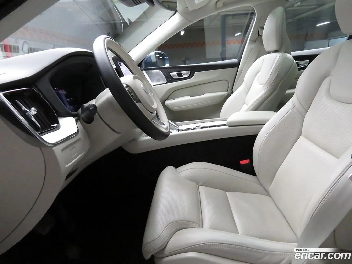 Volvo XC60 B5 Ultra Bright Air Sus