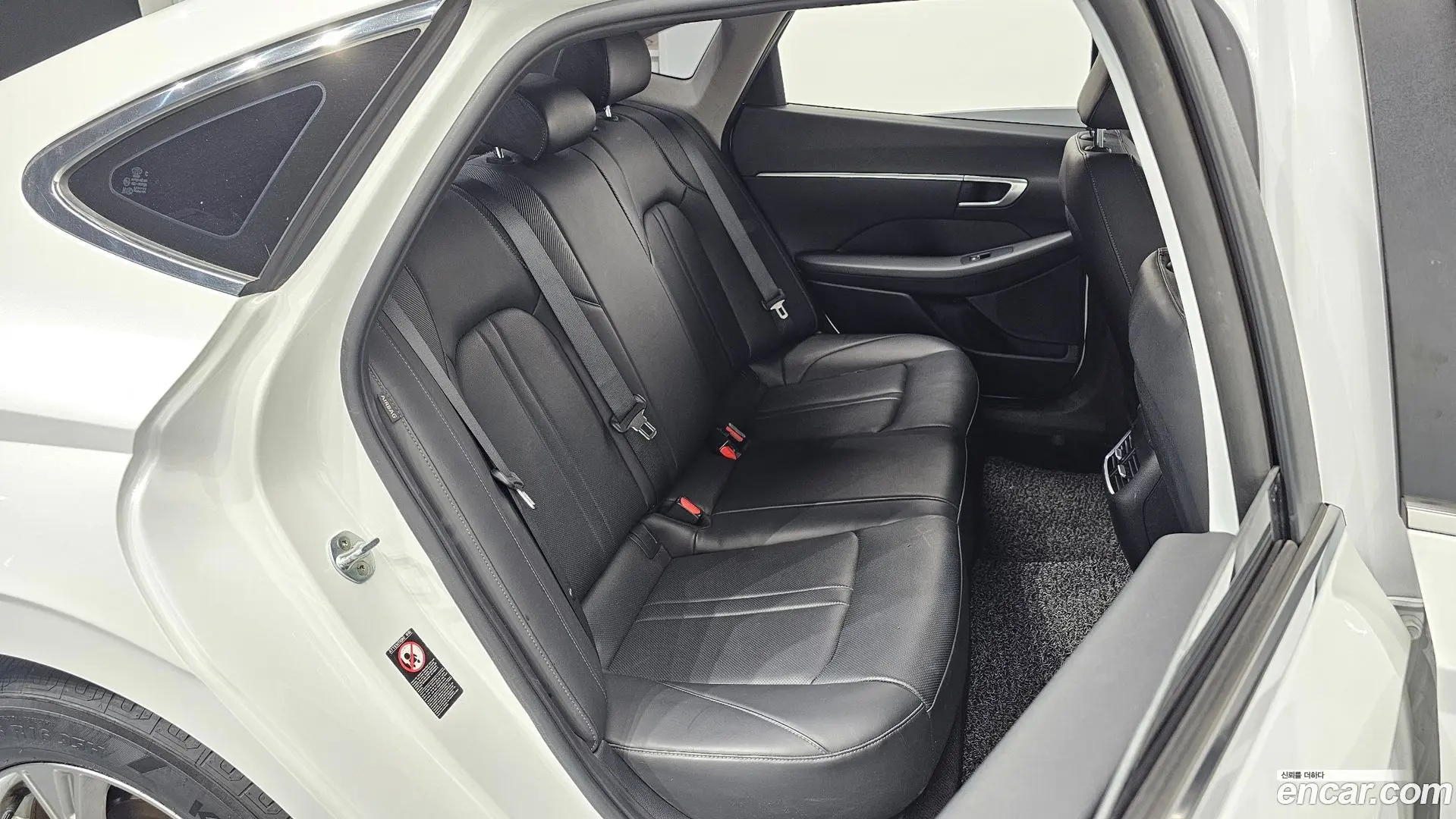 Hyundai Sonata 2.0 LPG(rental car)