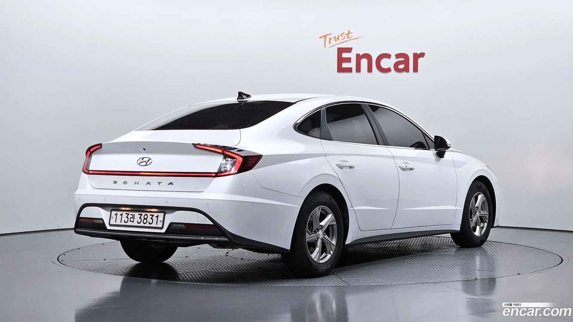 Hyundai Sonata 2.0 LPG(rental car)