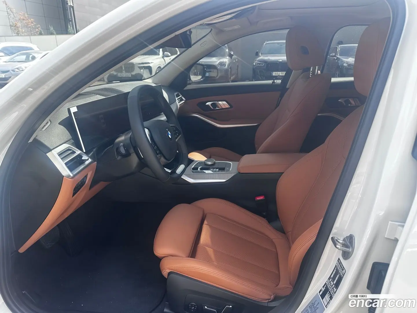 BMW 3-Series 320i 2023