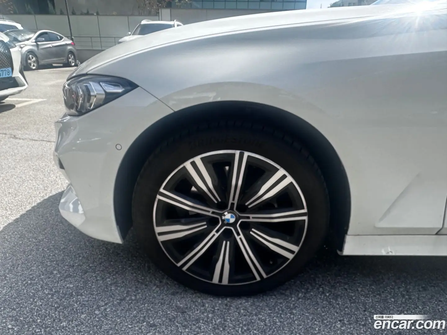 BMW 3-Series 320i 2023