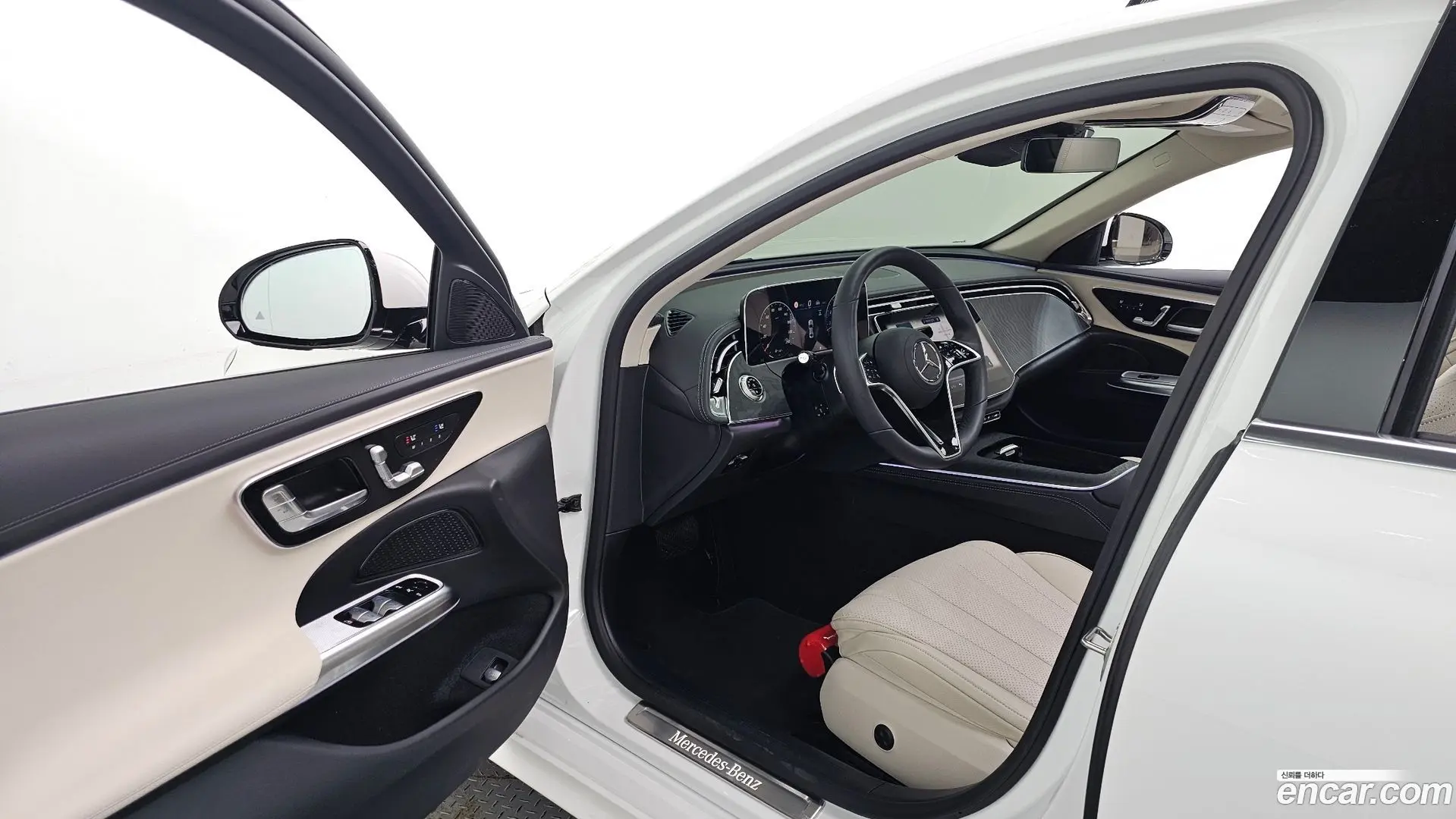 Mercedes-Benz E-Class E200 Avantgarde 2024