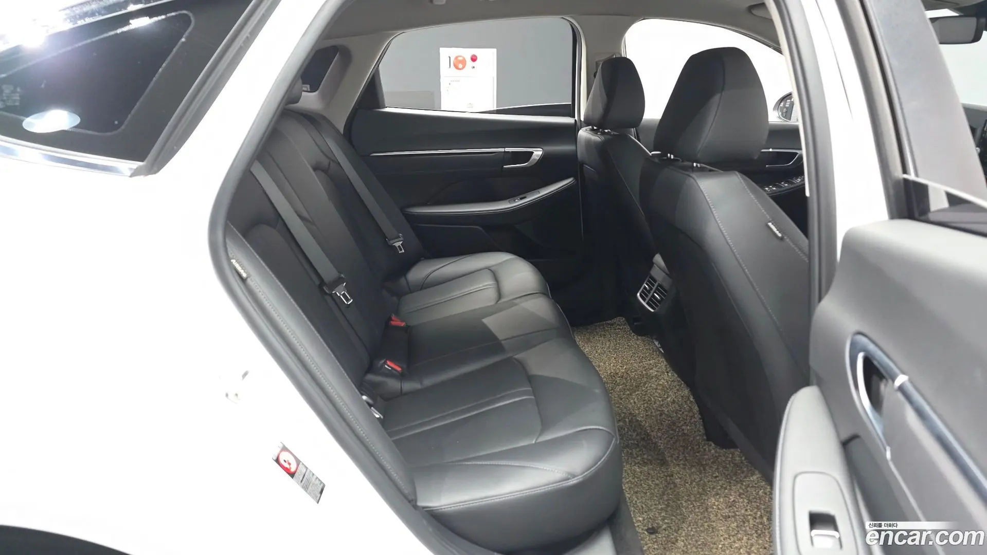 Hyundai Sonata 2.0 LPG(rental car)