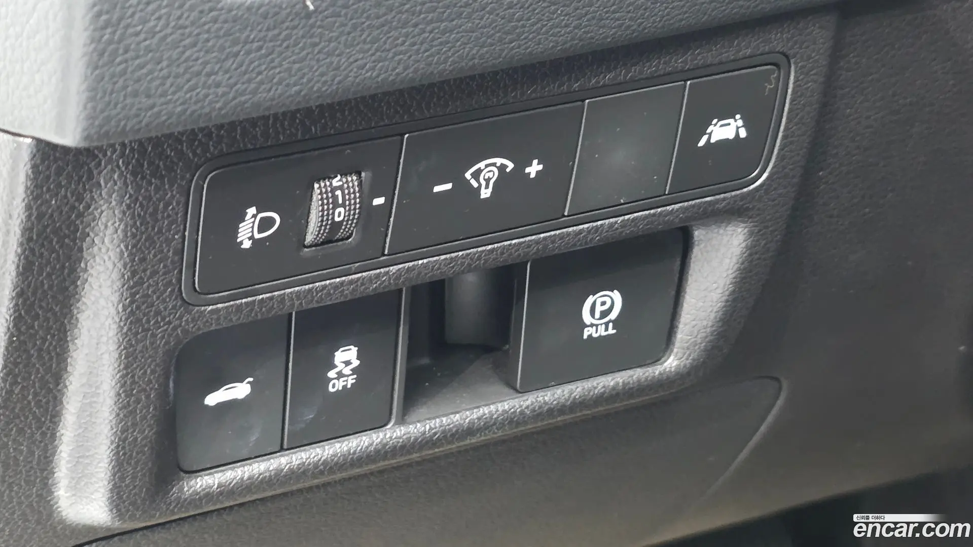 Hyundai Sonata 2.0 LPG(rental car)