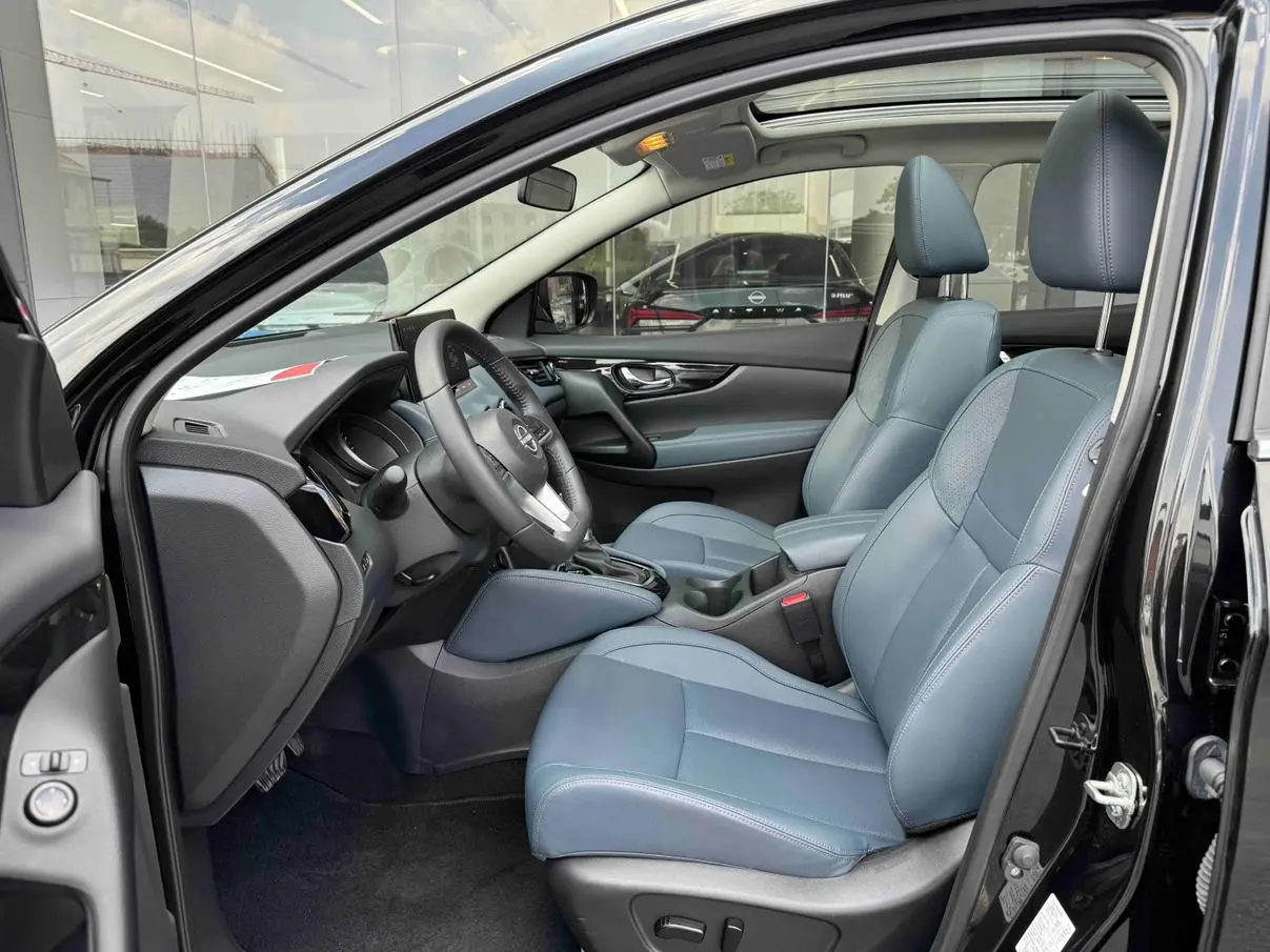 Nissan Qashqai 2025 Facelift 2.0L CVT XV+ Leading