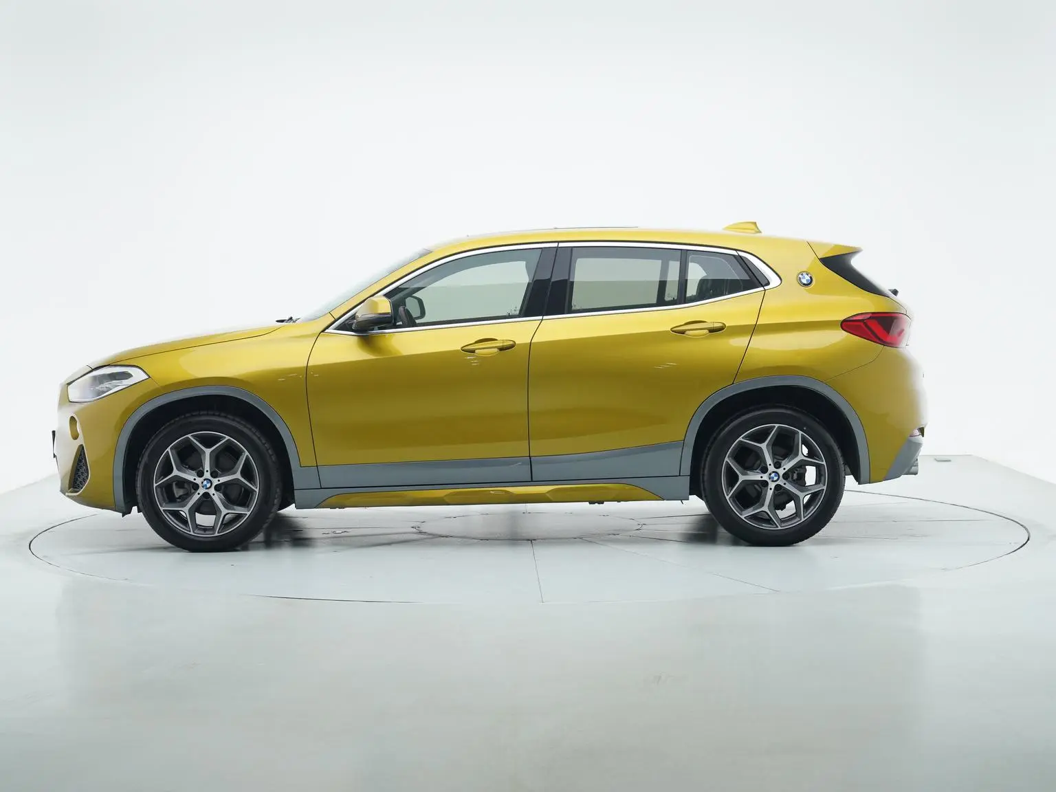 BMW X2( Import ) 2019 sDrive20i M Off-Road Package China VI