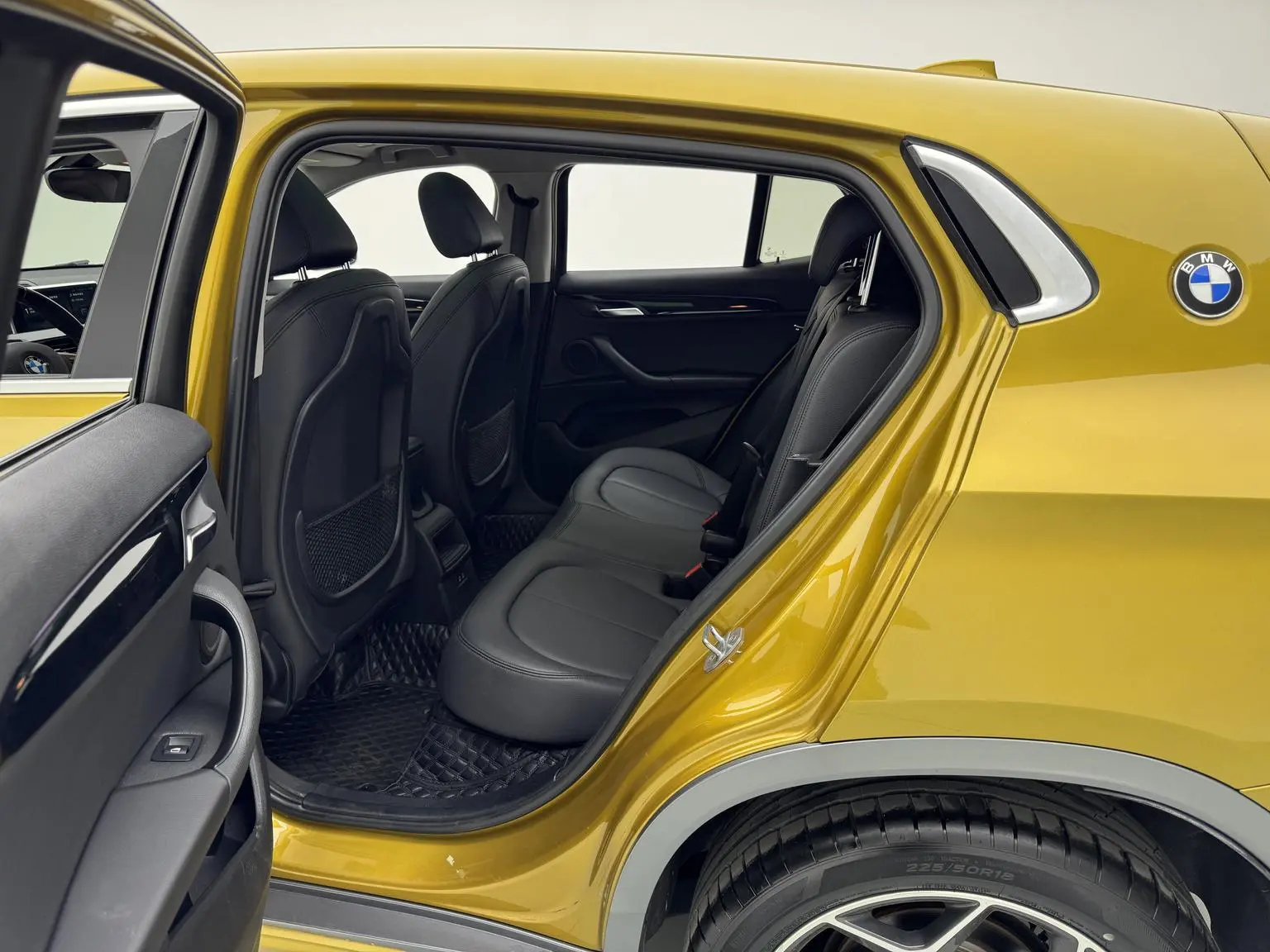 BMW X2( Import ) 2019 sDrive20i M Off-Road Package China VI