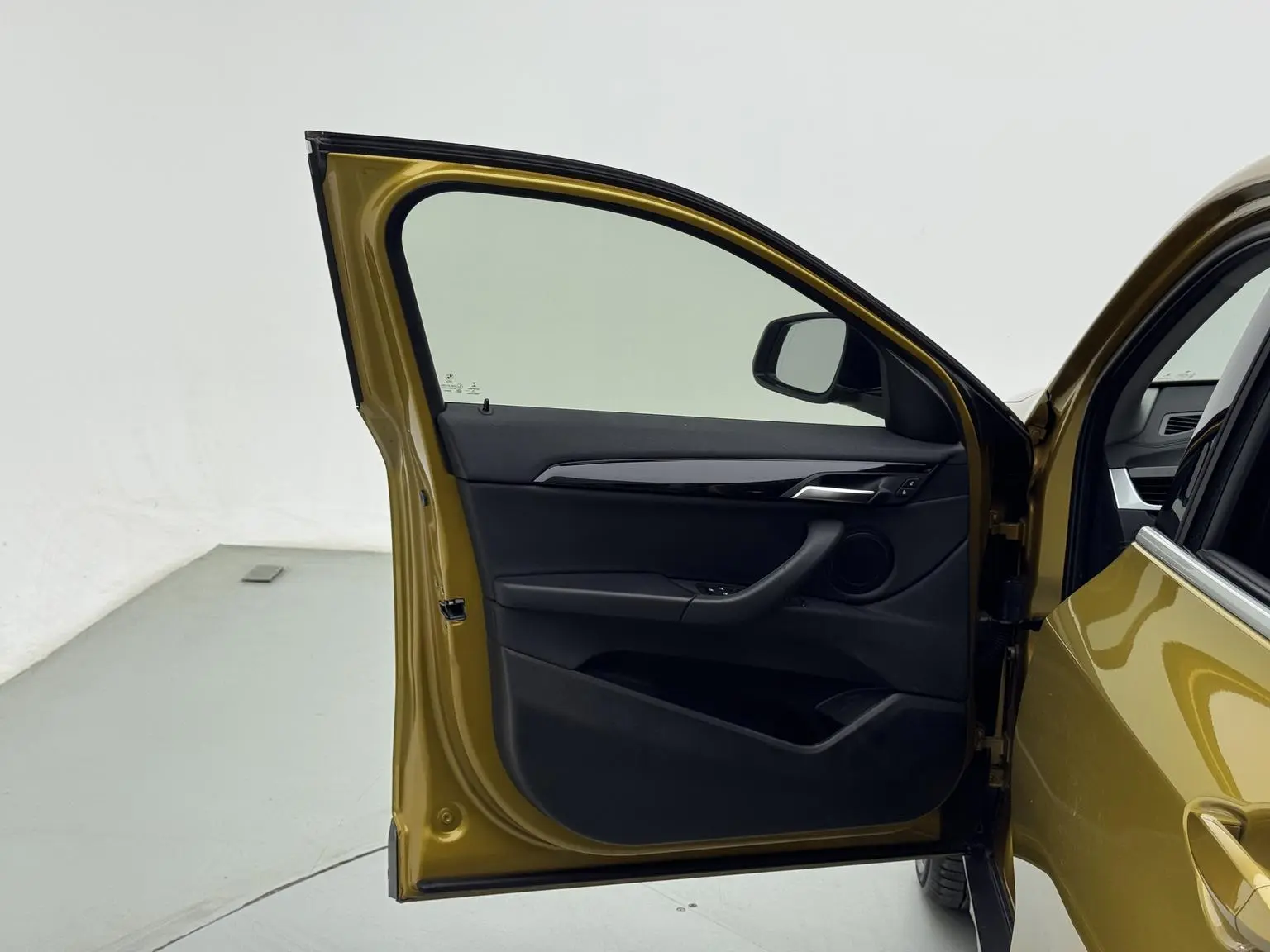 BMW X2( Import ) 2019 sDrive20i M Off-Road Package China VI