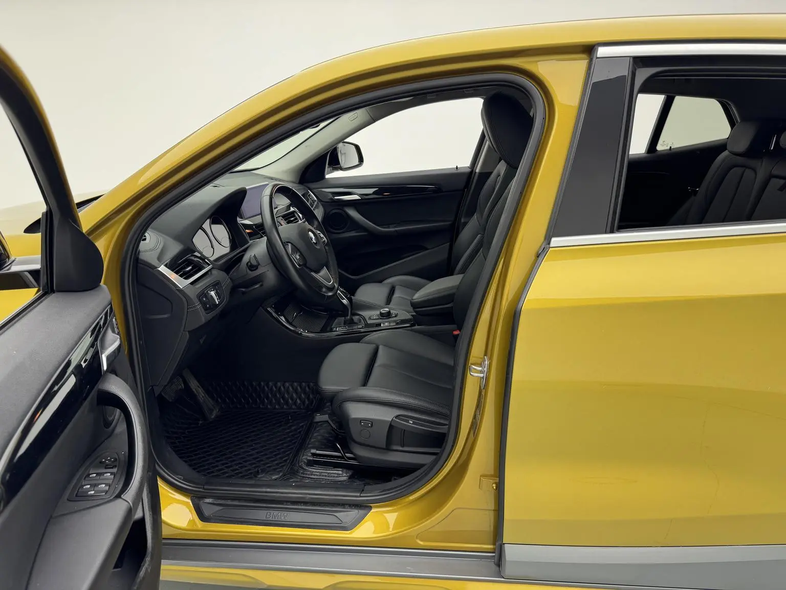 BMW X2( Import ) 2019 sDrive20i M Off-Road Package China VI