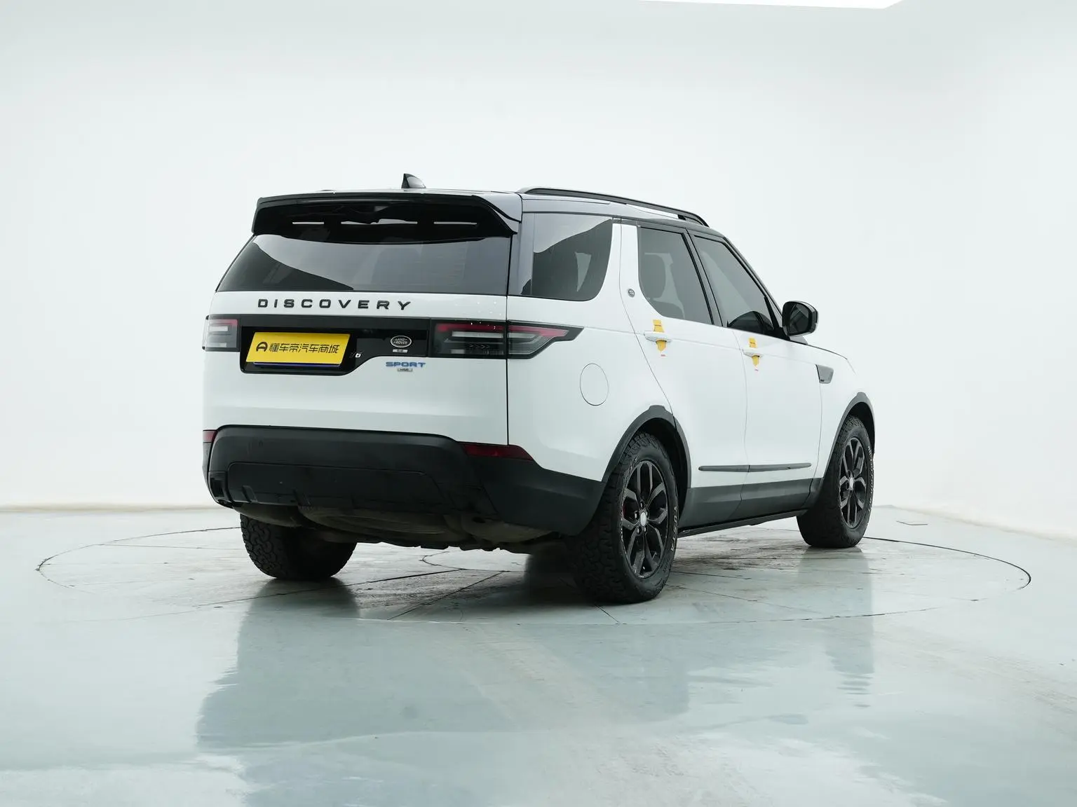 Land Rover Discovery 2018 3.0 V6 SE