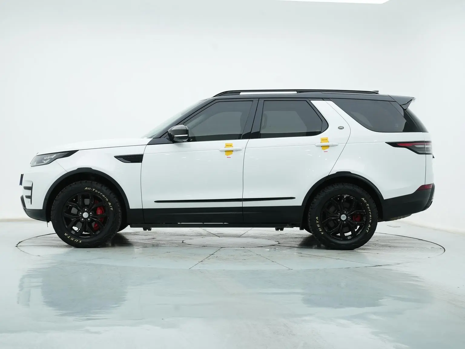 Land Rover Discovery 2018 3.0 V6 SE