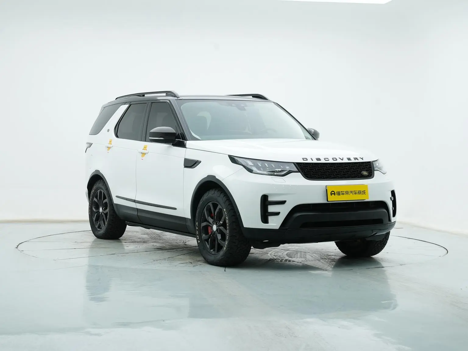 Land Rover Discovery 2018 3.0 V6 SE