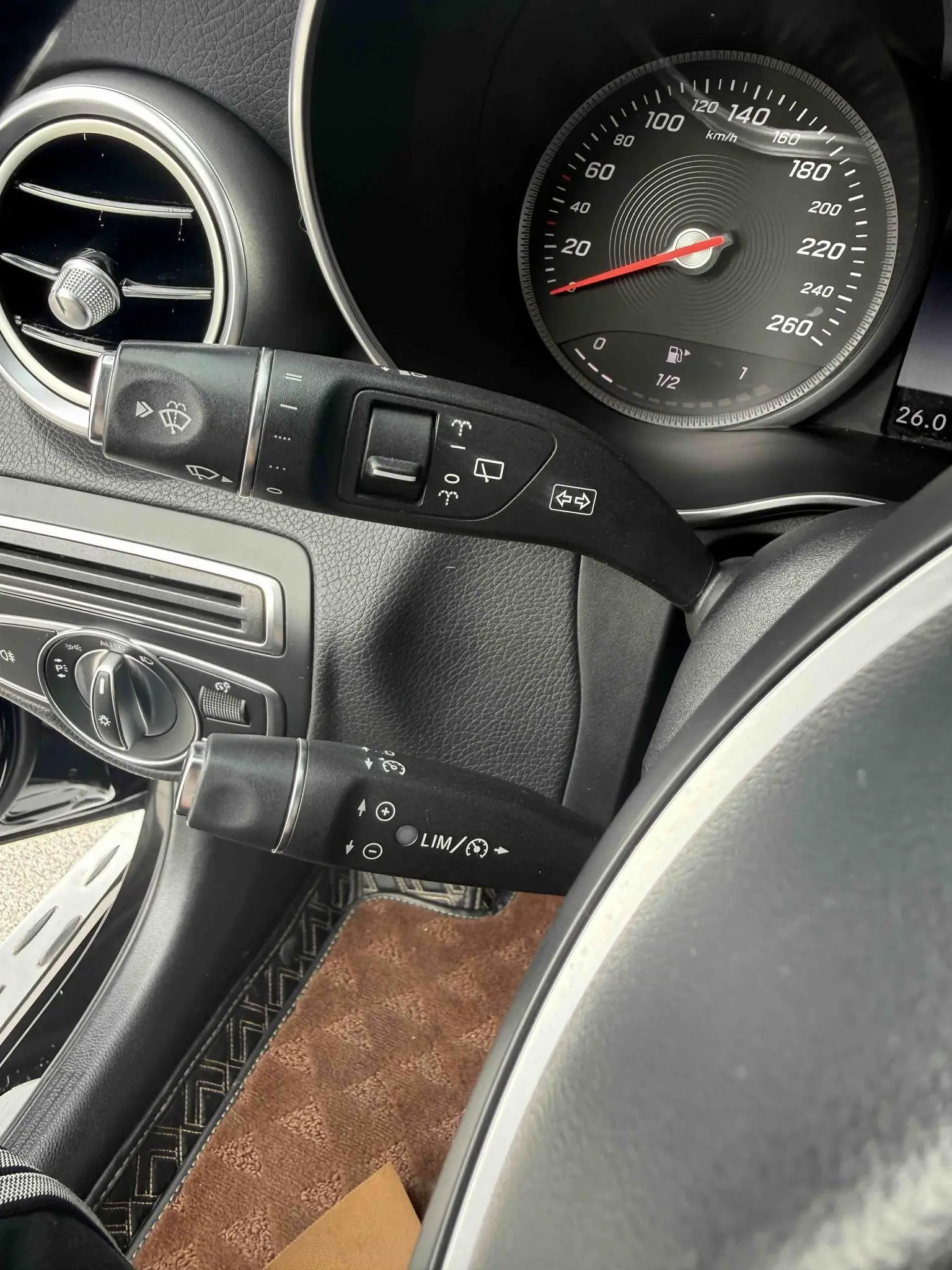Mercedes-Benz GLC 2018 GLC 260 4MATIC Dynamic