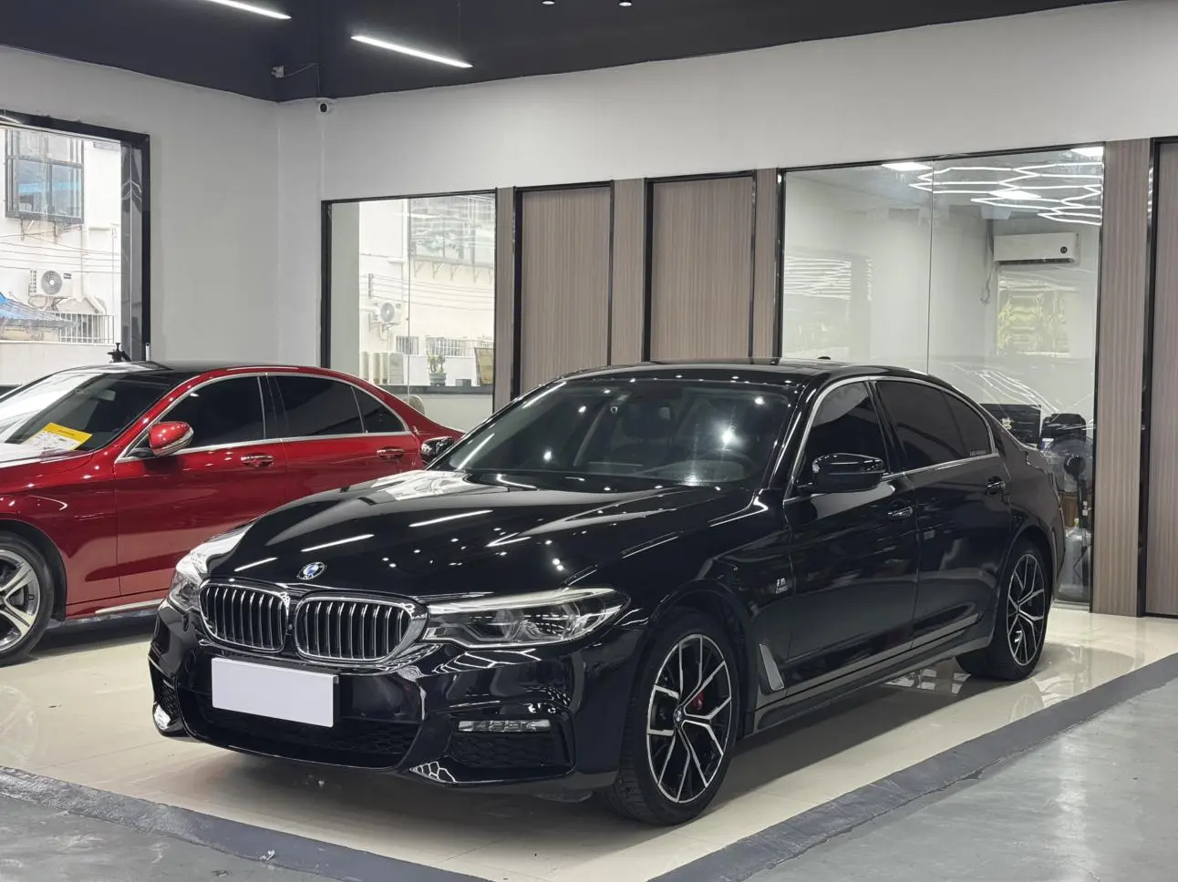 BMW 5 Series 2018 530Li Premium Plus M Sport Package