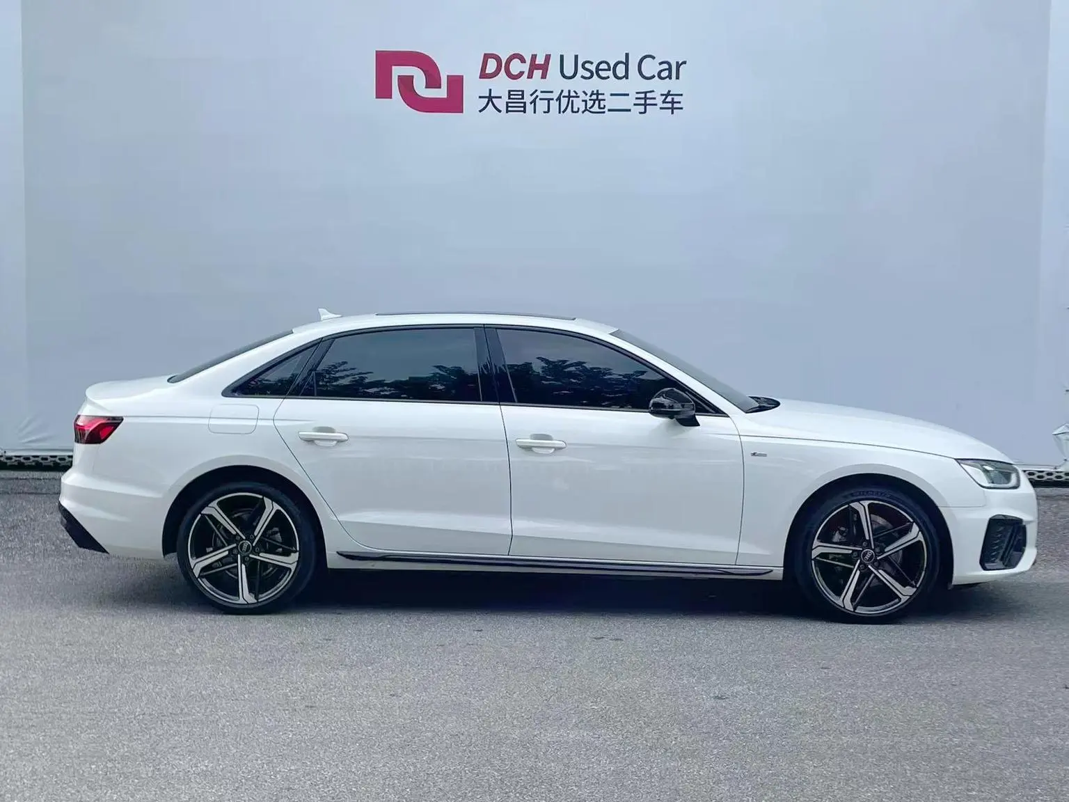 Audi A4L 2024 40 TFSI Dynamic Luxury
