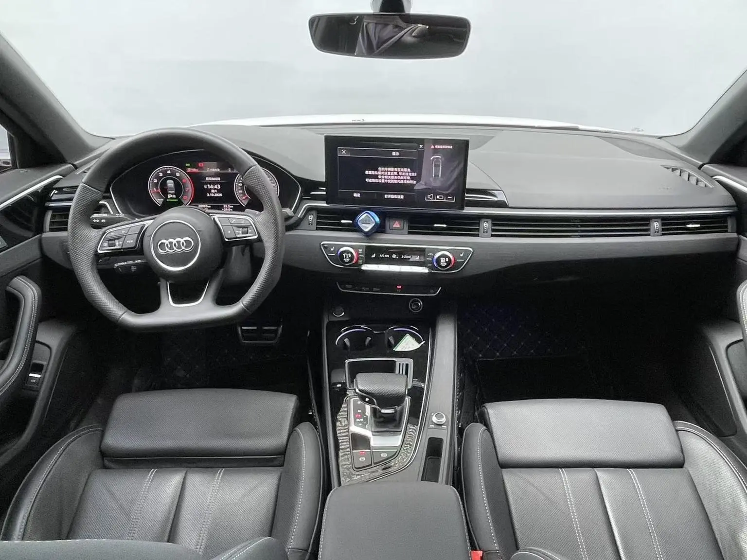 Audi A4L 2024 40 TFSI Dynamic Luxury