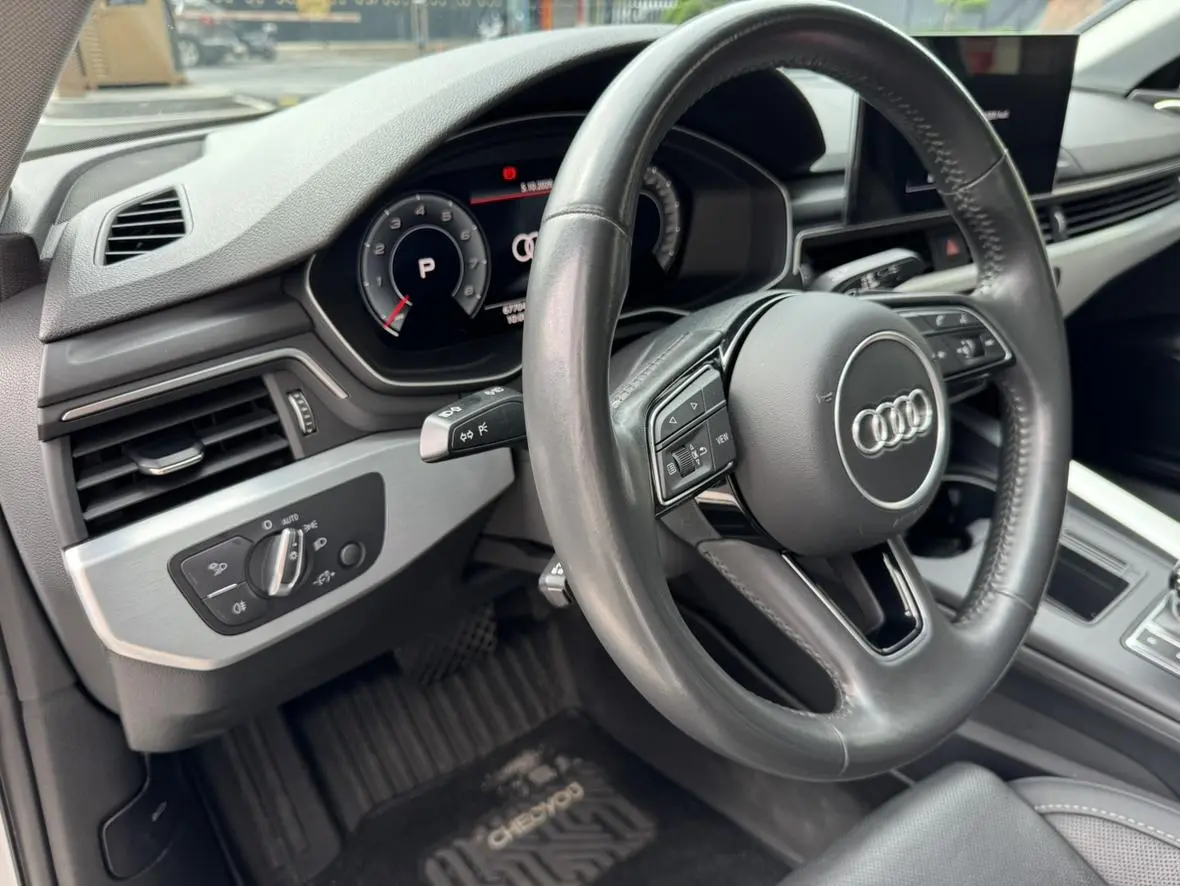 Audi A4L 2022 40 TFSI Dynamic Fashion