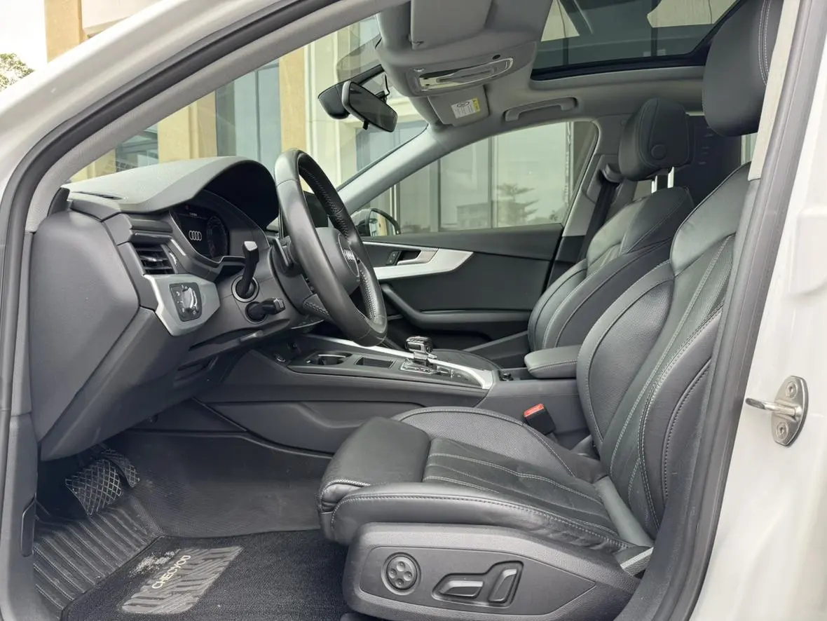 Audi A4L 2022 40 TFSI Dynamic Fashion