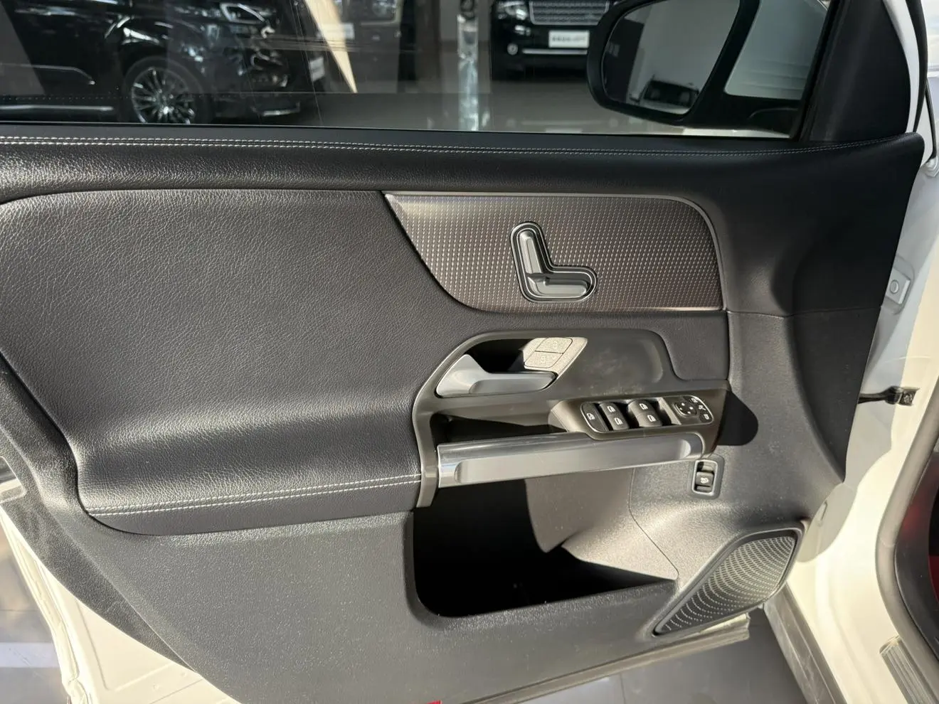 Mercedes-Benz GLB 2022 Facelift GLB 200 Dynamic