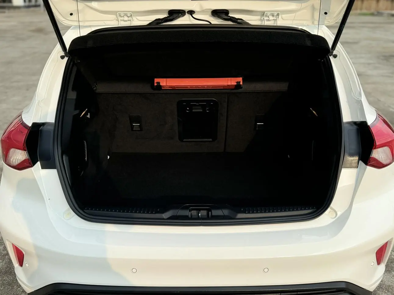 Ford Focus 2021 Hatchback EcoBoost 180 Auto ST Line