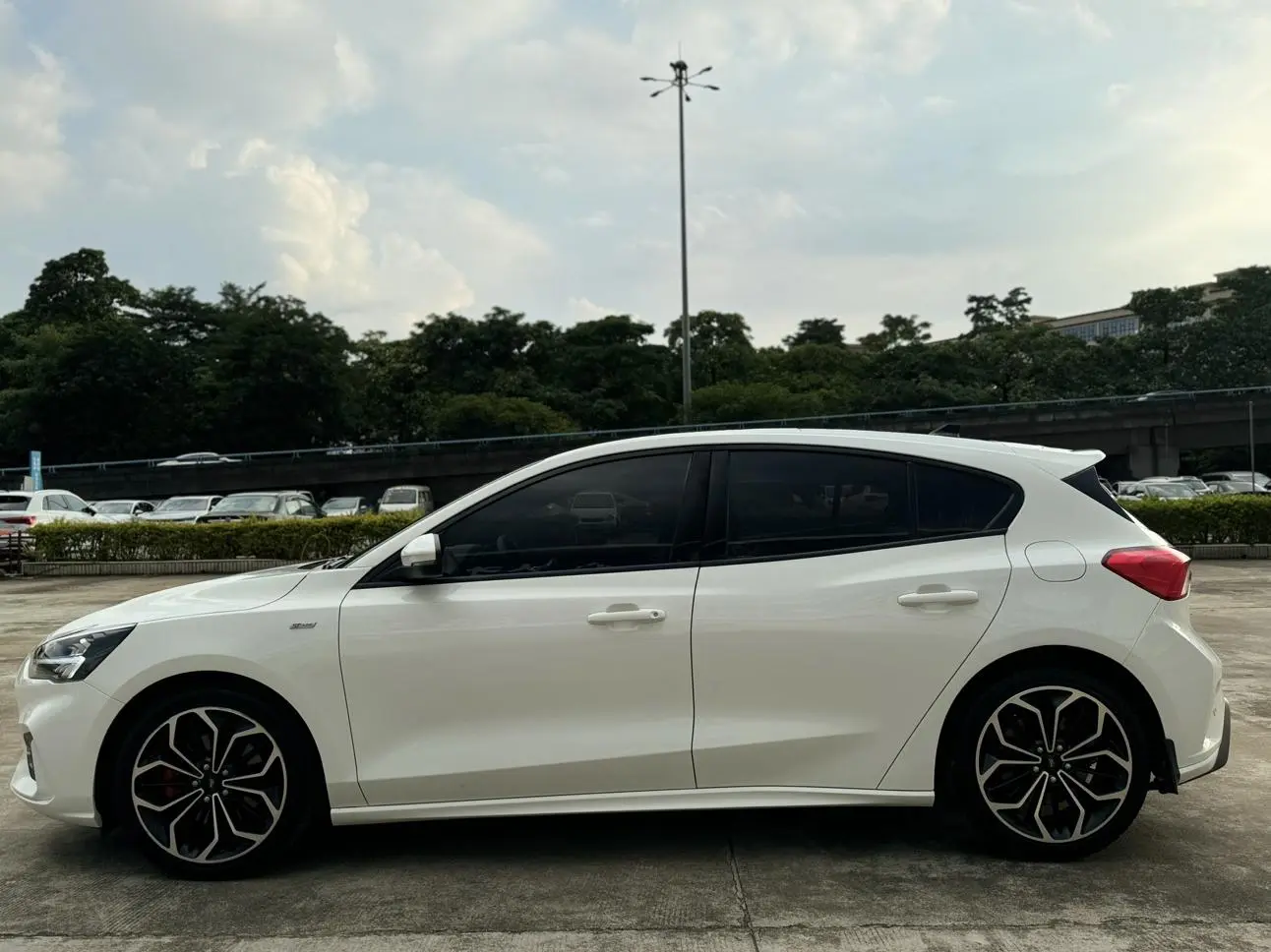 Ford Focus 2021 Hatchback EcoBoost 180 Auto ST Line