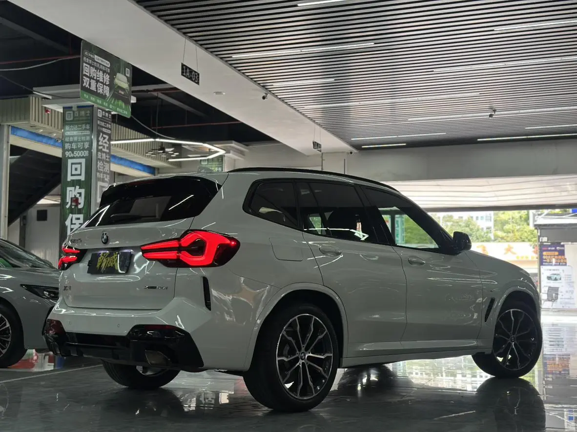BMW X3 2022 xDrive30i Leading M