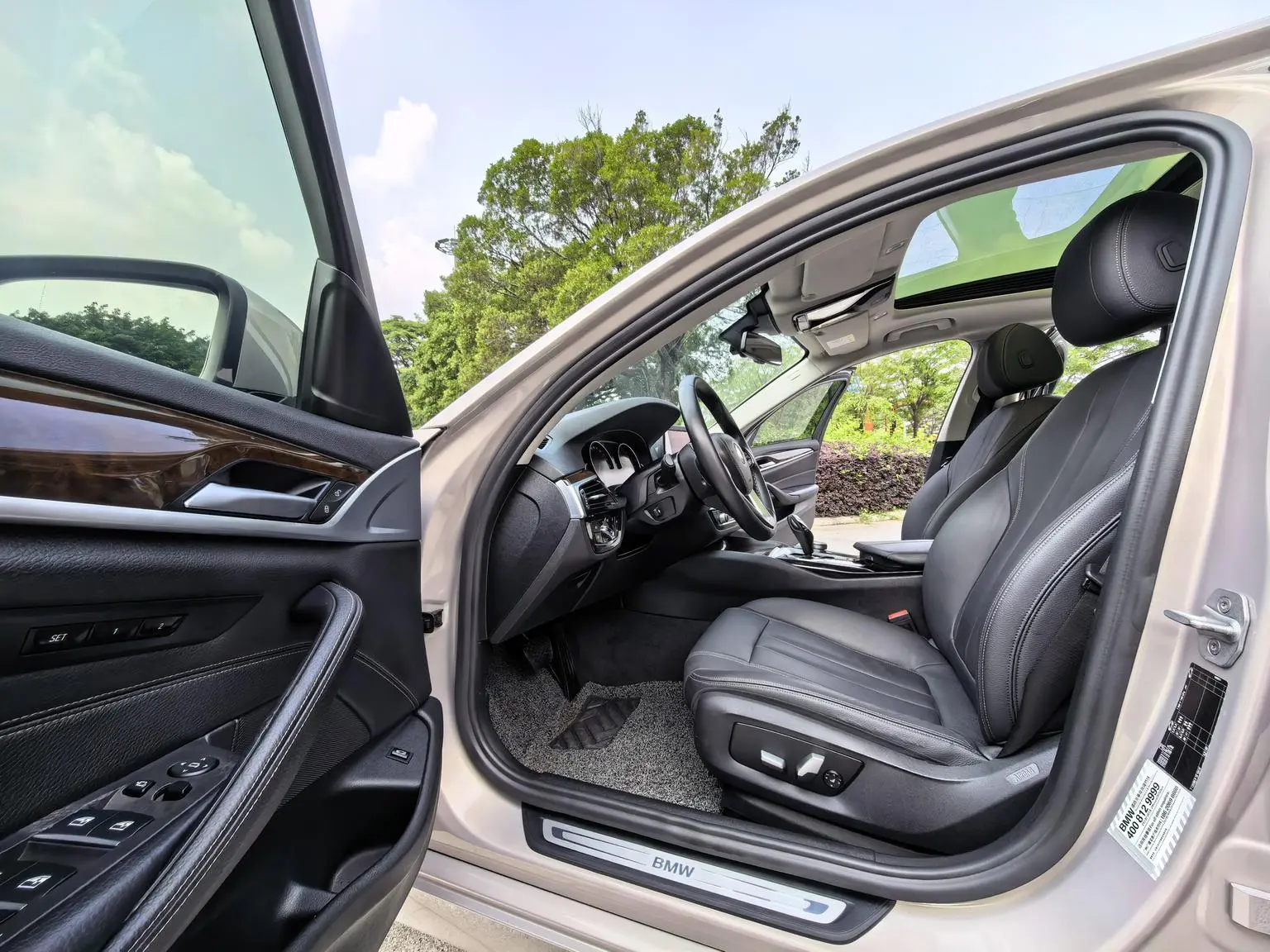 BMW 5 Series 2018 528Li Launch Special