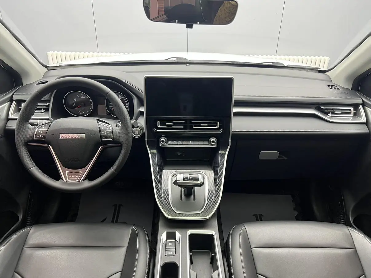 Haval M6 2021 PLUS 1.5T DCT Smart Enjoy