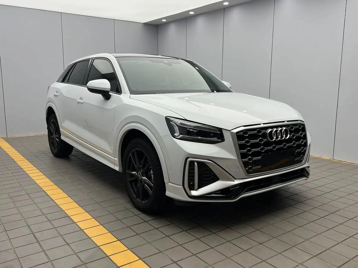 Audi Q2L 2022 35 TFSI Progressive Dynamic
