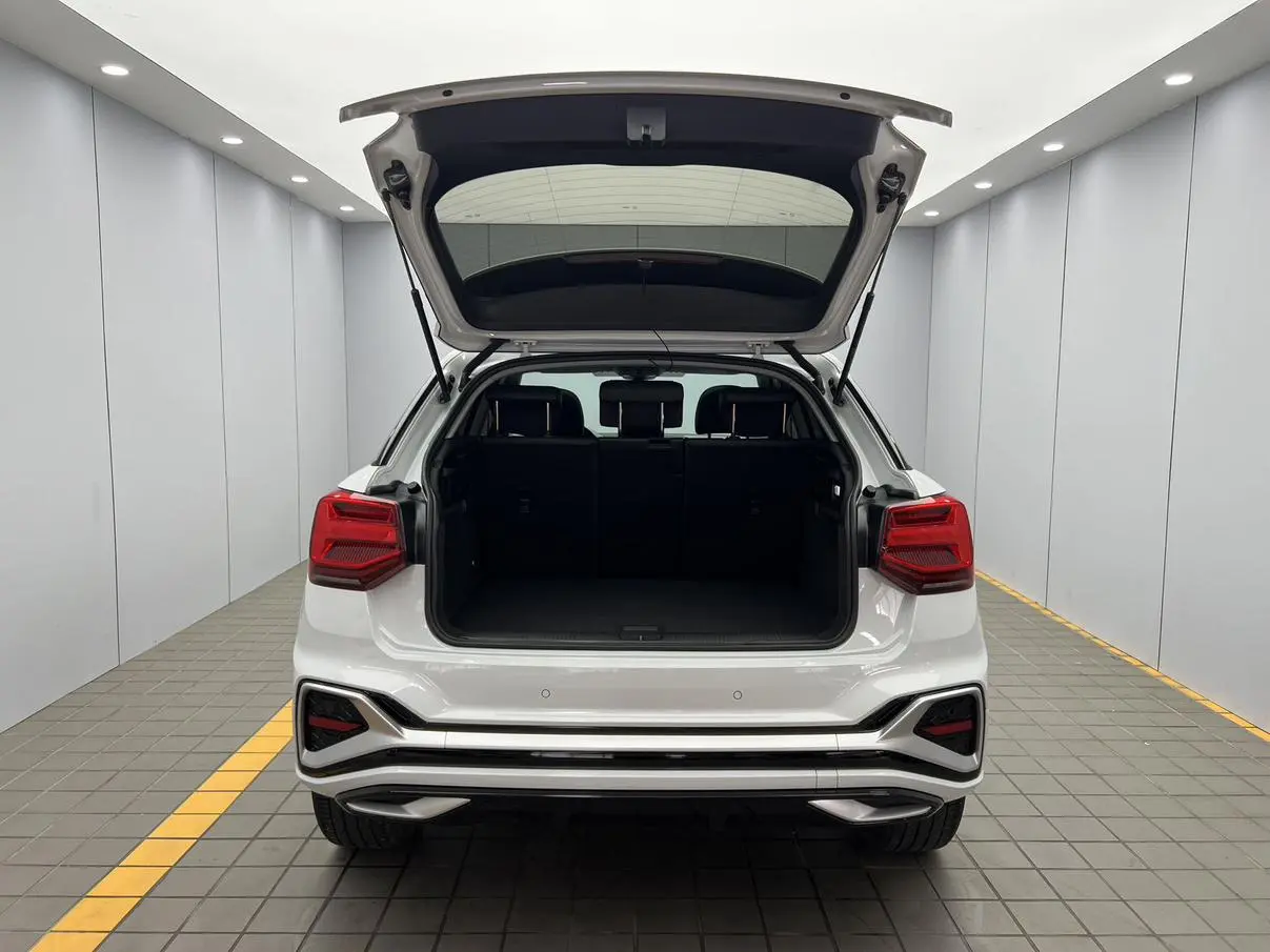 Audi Q2L 2022 35 TFSI Progressive Dynamic