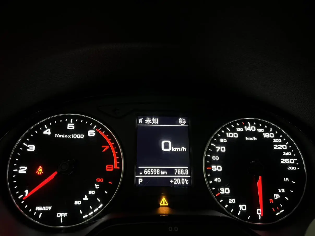 Audi Q2L 2022 35 TFSI Progressive Dynamic