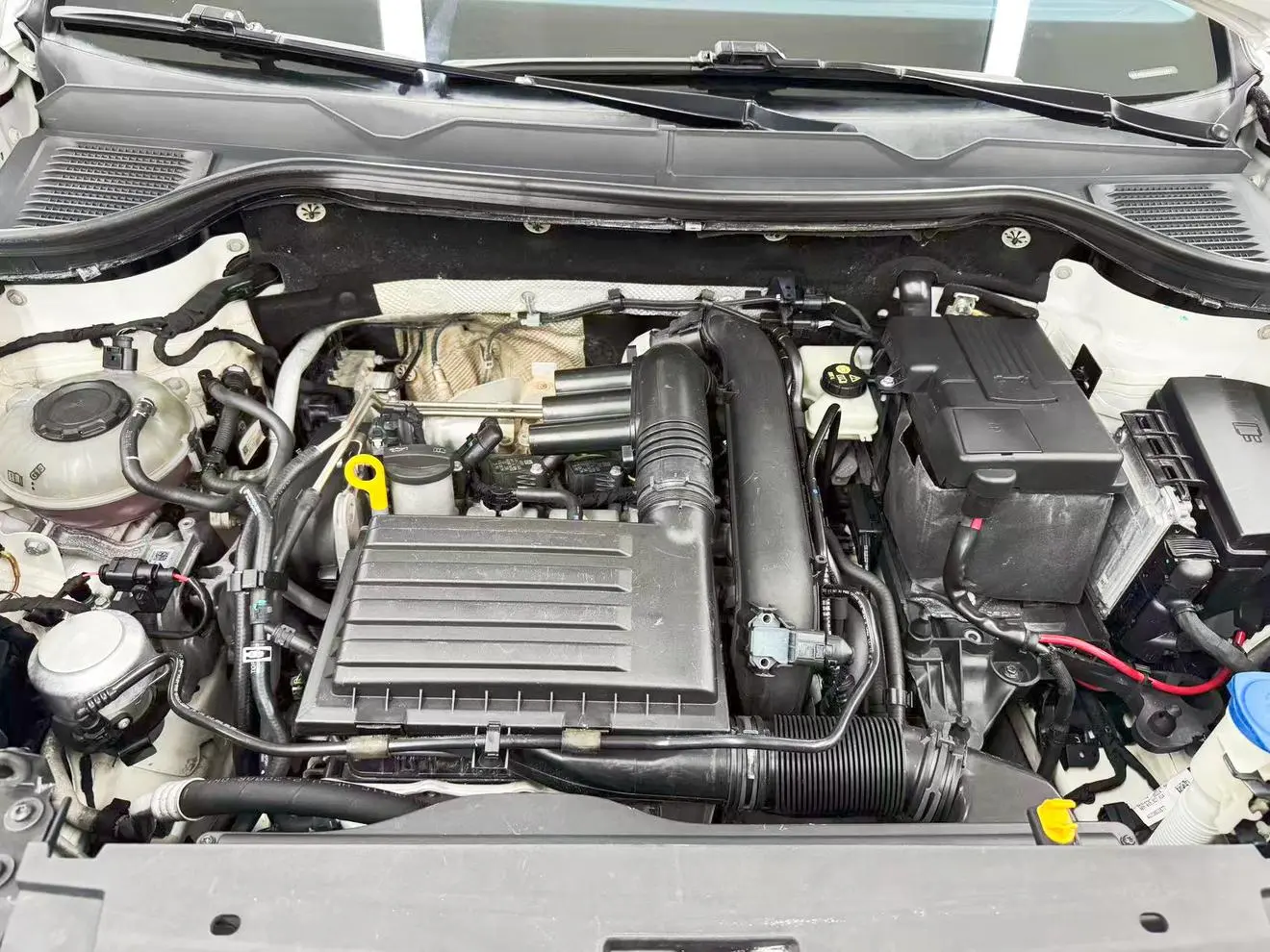 Volkswagen Tharu 2020 280TSI 2WD Luxury PLUS China VI