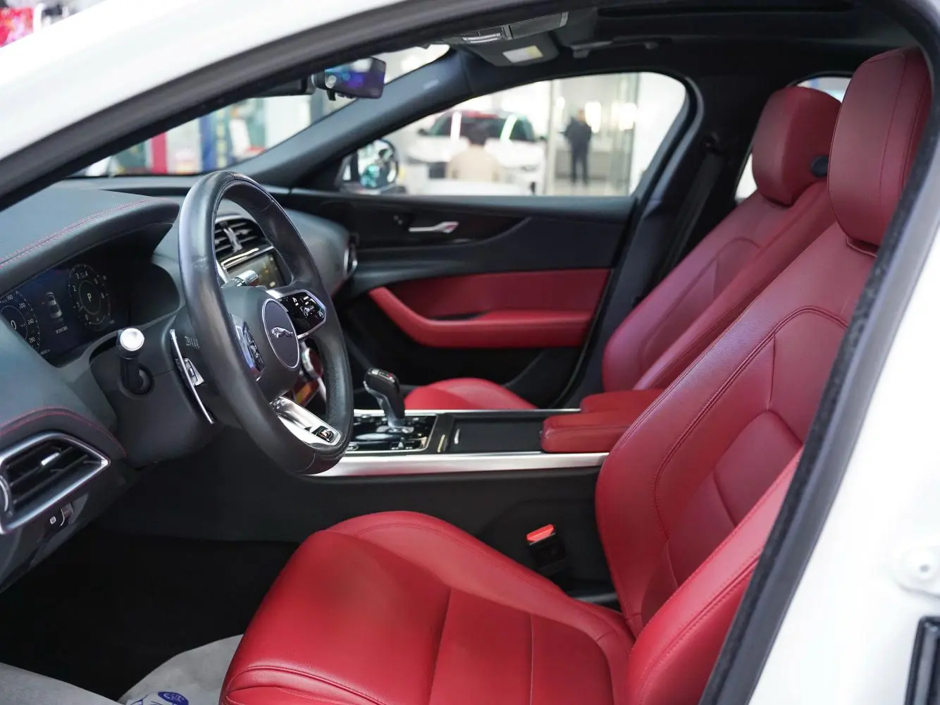 Jaguar XEL 2021 2.0T 250PS R-DYNAMIC S Progressive Sport