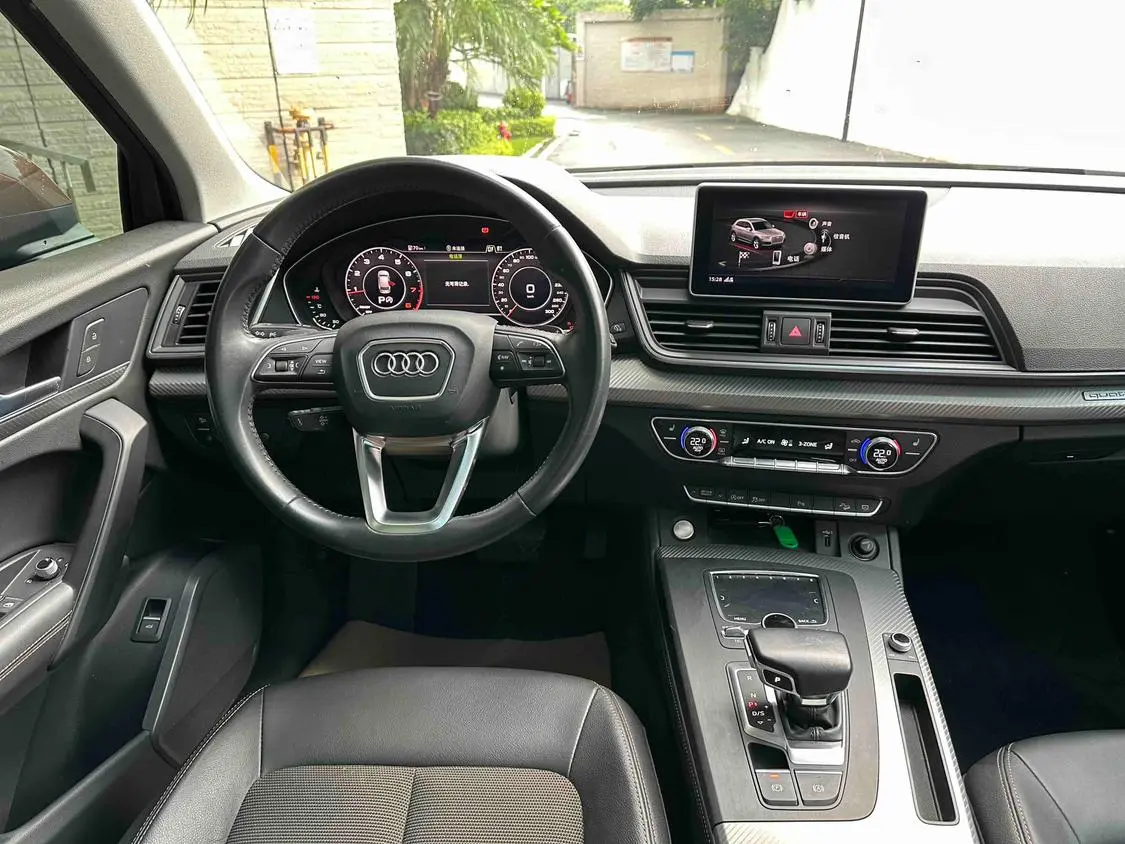 Audi Q5L 2018 45 TFSI Premium Fashion China VI