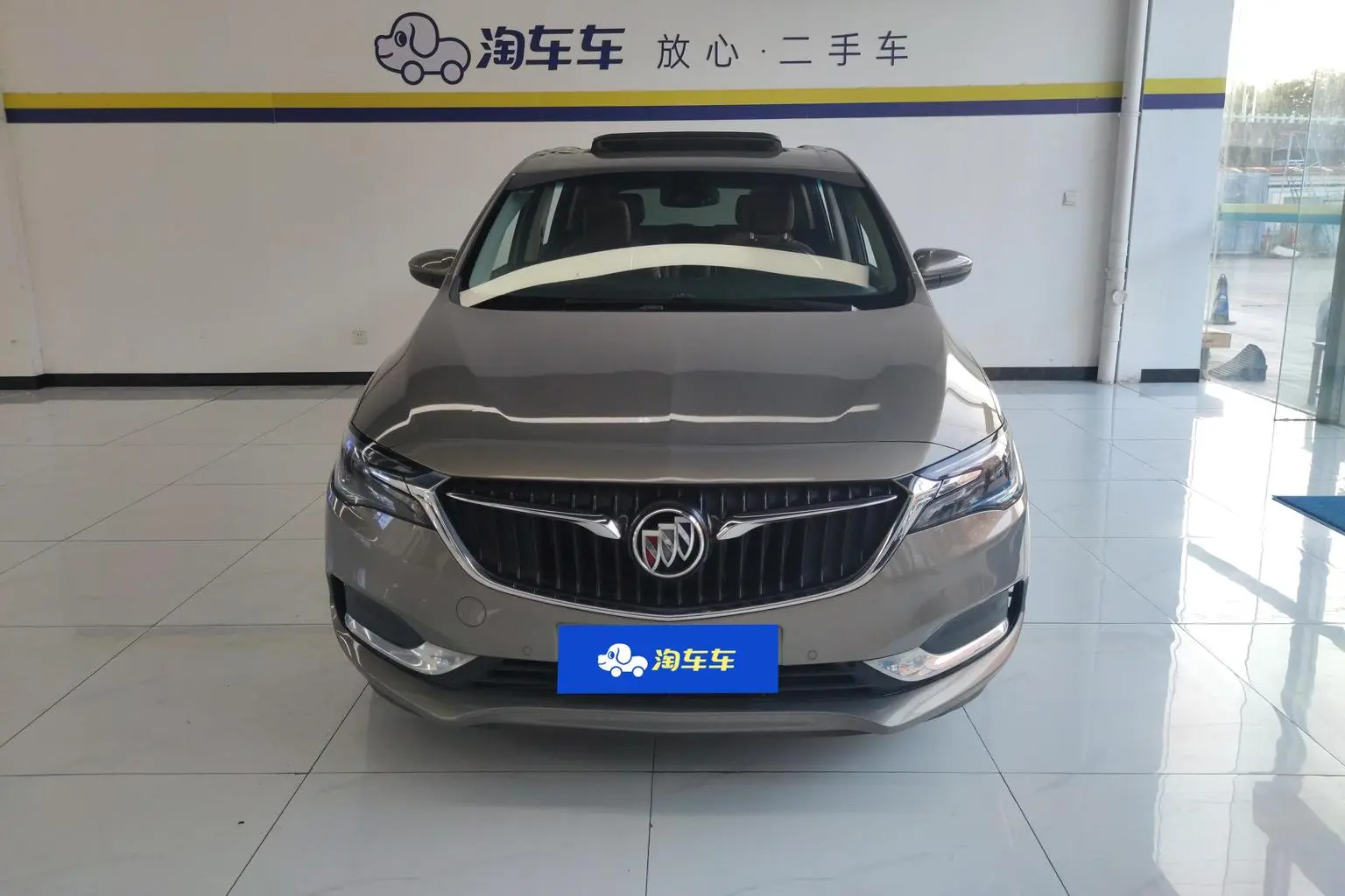 Buick GL6 2018 18T 6 seat Premium