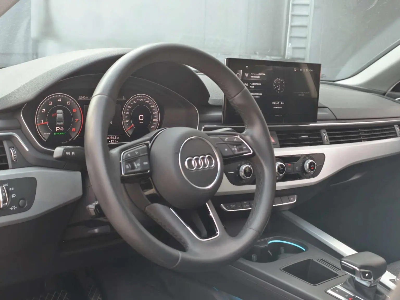 Audi A4L 2022 40 TFSI Dynamic Fashion