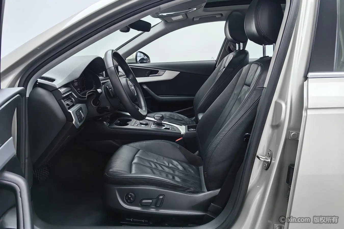 Audi A4L 2018 30 Anniversary 40 TFSI Fashion