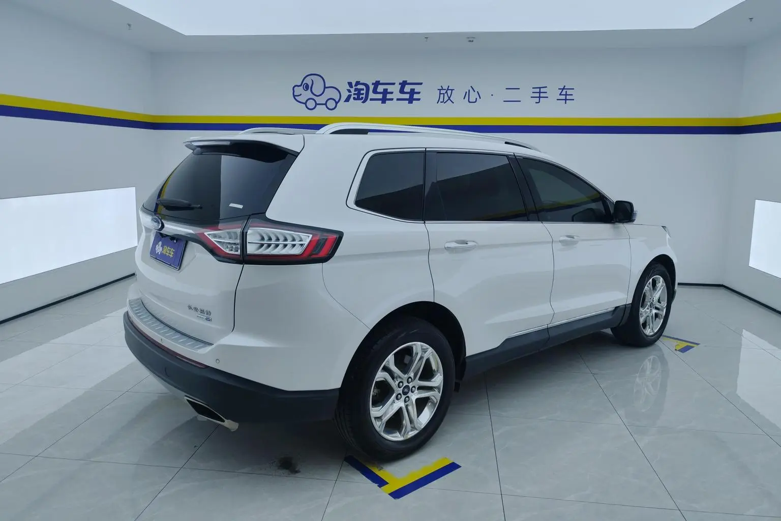 Ford Edge 2018 EcoBoost 245 4WD Sharp Luxury 7 seat