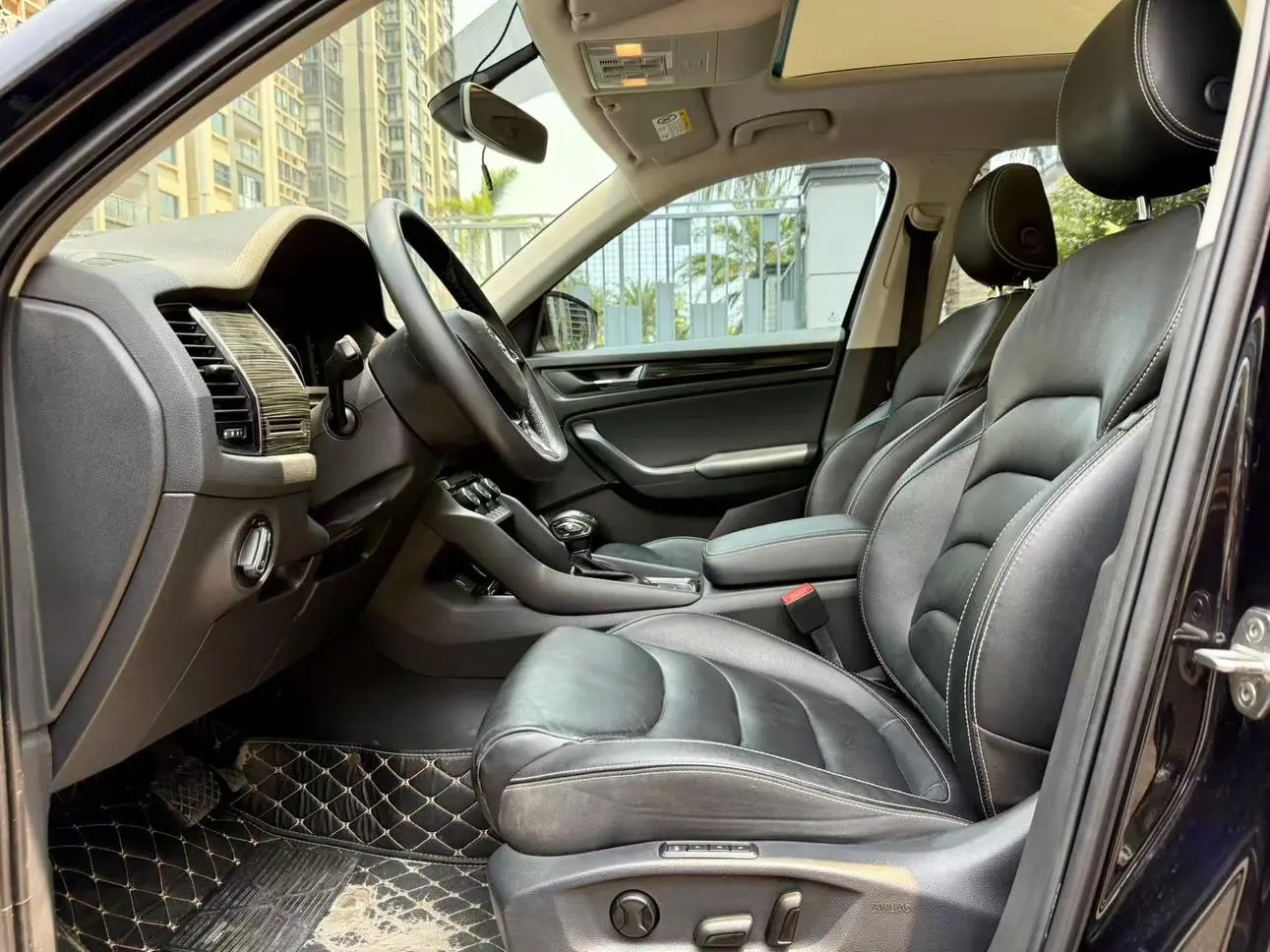 Skoda 2021 TSI330 5 seat 2WD Luxury Premium Enjoy