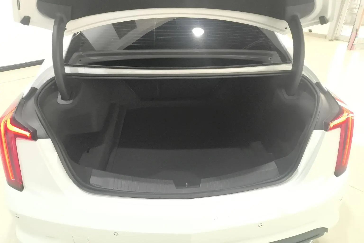 Cadillac CT5 2022 28T Luxury Standard