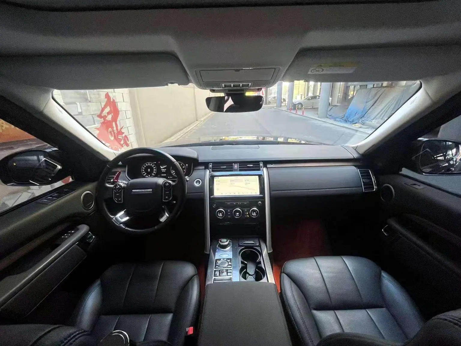 Land Rover Discovery 2018 3.0 V6 HSE