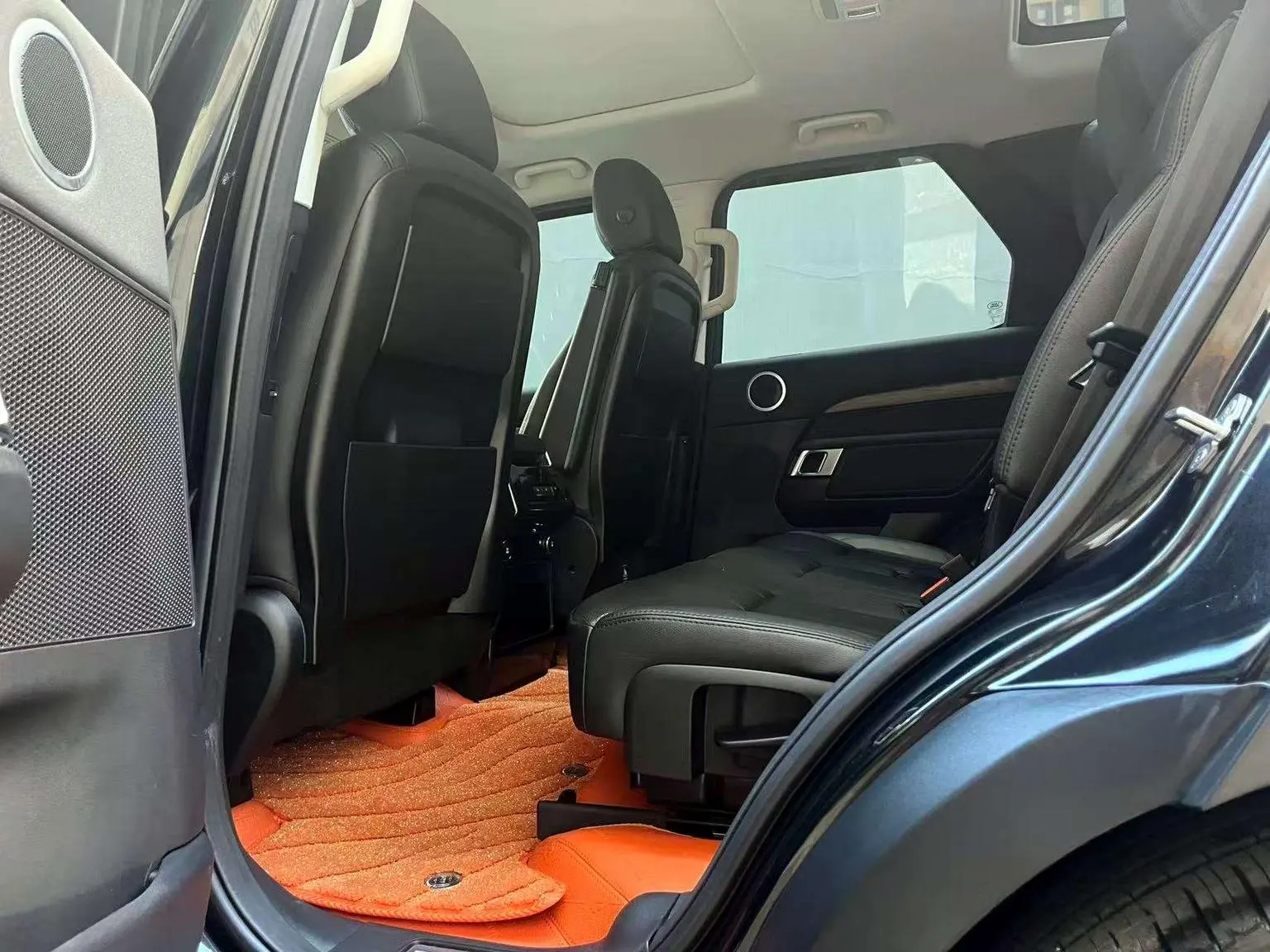 Land Rover Discovery 2018 3.0 V6 HSE